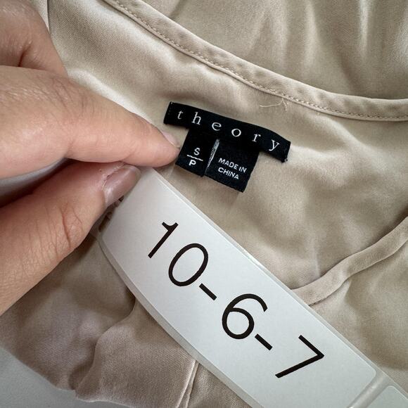 Theory Blouse Womens Small Beige Pink Silk Brundia Zip Pocket Long Sleeve Top - Picture 4 of 9